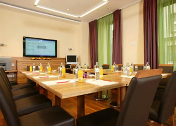 מלון Boutique Am Stephansplatz 4*